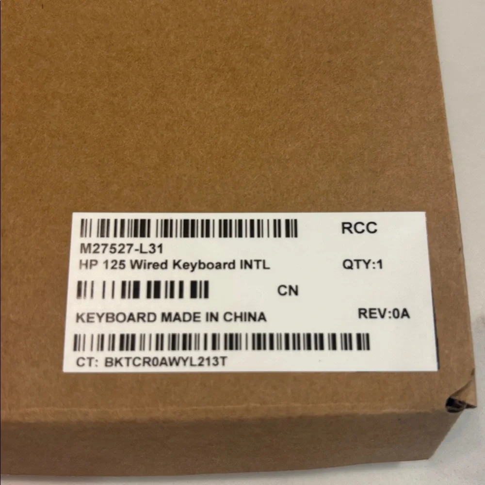 HP 125 Wired Keyboard INTL with HP Mouse